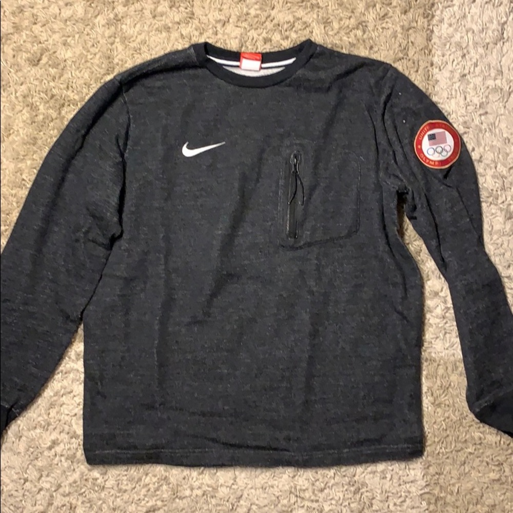 ULTRA RARE: Nike Olympic Team Crewneck Size L